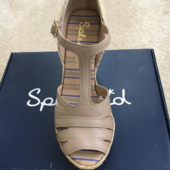 𝅺SPLENDID wedge sandal - Picture 2 of 8